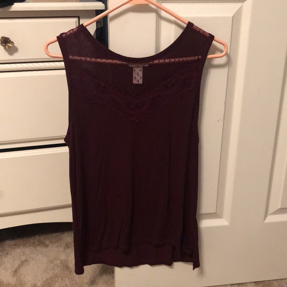 Maroon Tanktop with Lace - Picture 2 of 4